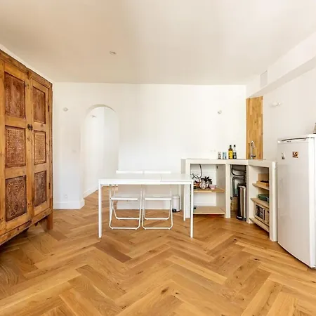 Apartment Parisian In The 5th Paris
